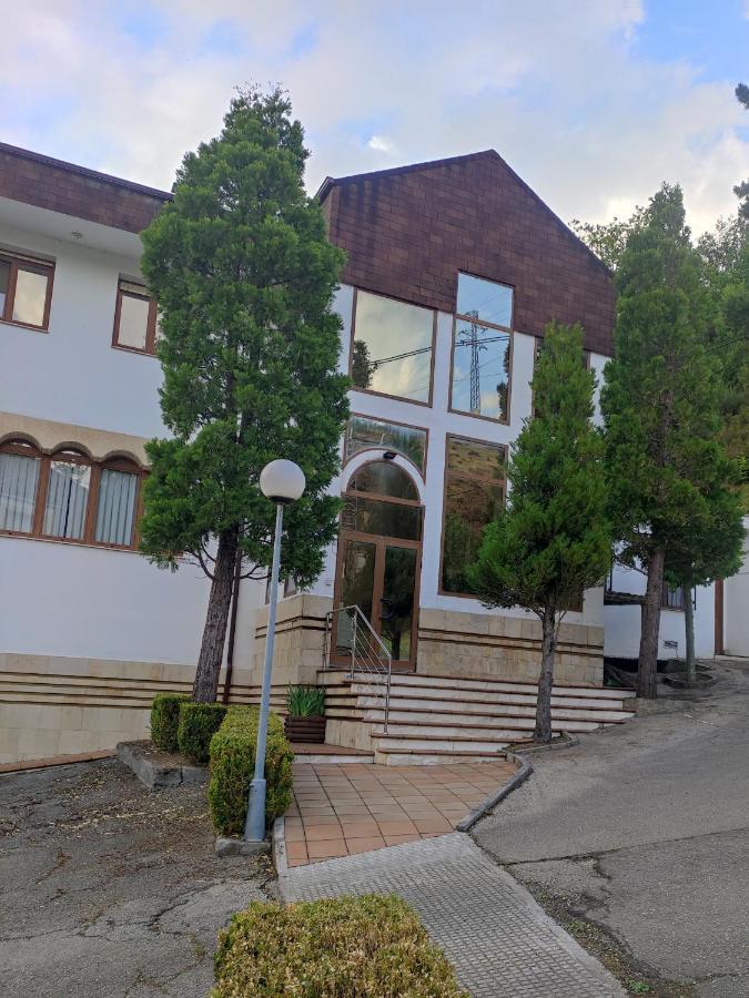 Hotel Penagrande Cangas De Narcea Exterior photo