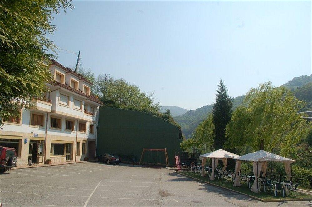 Hotel Penagrande Cangas De Narcea Exterior photo